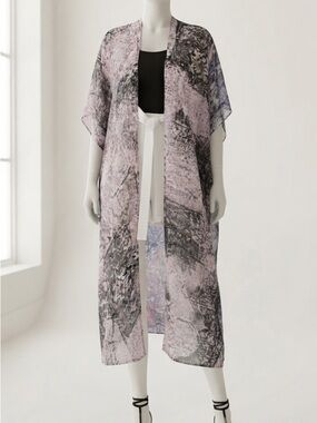 BCBGMaxAzria Pink and Gray Marble Sheer Kimono Wrap